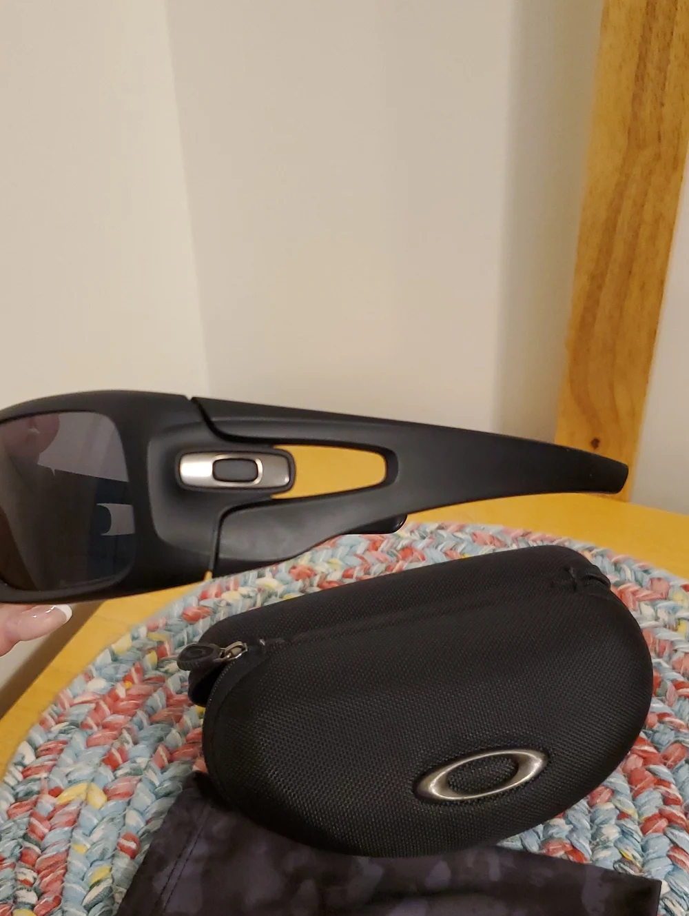Oakley Mens Crankcase Polarized Sunglasses with Case, Microfiber Bag OO9165-12